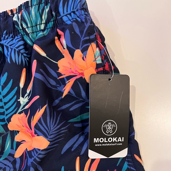 Tropical Print Swim Trunks - Picture 4 of 4